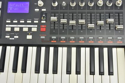Akai-MPK49,  potentially good but a/seen
